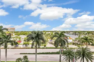 4751 Gulf Shore Blvd N, Naples, FL 34103 - Photo 30