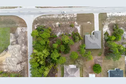 796 Bell Blvd S, Lehigh Acres, FL 33974 - Photo 6