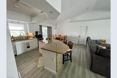 846 SW 15th St, Cape Coral, FL 33991 - Photo 8