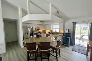 846 SW 15th St, Cape Coral, FL 33991 - Photo 4