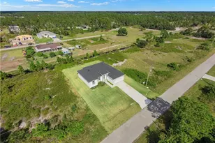 1027 Kirkwood St, Lehigh Acres, FL 33974 - Photo 36