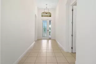 12671 Biscayne Ct, Naples, FL 34105 - Photo 4