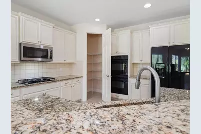 12671 Biscayne Ct, Naples, FL 34105 - Photo 16