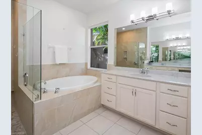 12671 Biscayne Ct, Naples, FL 34105 - Photo 28