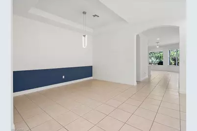 12671 Biscayne Ct, Naples, FL 34105 - Photo 10