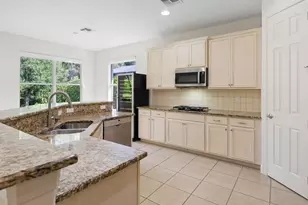 12671 Biscayne Ct, Naples, FL 34105 - Photo 14