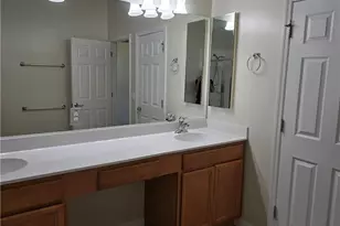 2049 Fairmont Ln, Naples, FL 34120 - Photo 22