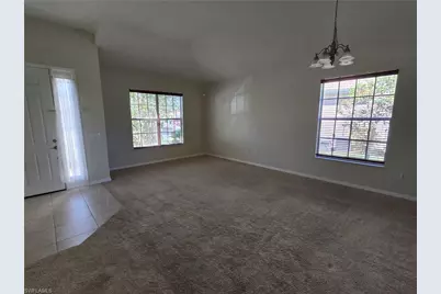 2049 Fairmont Ln, Naples, FL 34120 - Photo 4