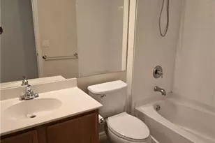 2049 Fairmont Ln, Naples, FL 34120 - Photo 32