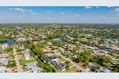 27296 High Seas Ln, Bonita Springs, FL 34135 - Photo 42