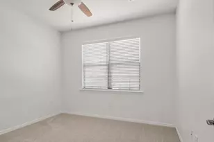 26139 Palace Ln, Bonita Springs, FL 34135 - Photo 22