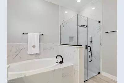 28524 Longford Ct, Bonita Springs, FL 34135 - Photo 22