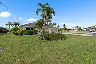 170 SW 52nd St, Cape Coral, FL 33914 - Photo 4