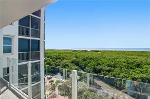 6101 Pelican Bay Blvd, Naples, FL 34108 - Photo 38