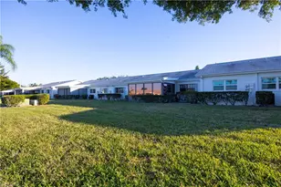 1513 Edgewater Cir, Fort Myers, FL 33919 - Photo 22