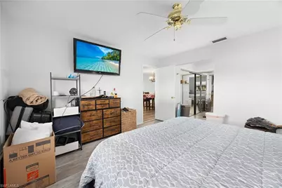 1513 Edgewater Cir, Fort Myers, FL 33919 - Photo 14