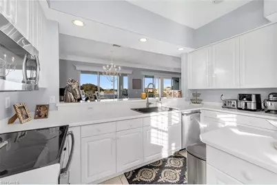 608 Vintage Reserve Ln #24C, Naples, FL 34119 - Photo 8