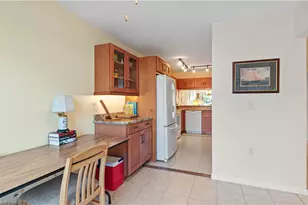 1208 Commonwealth Cir, Naples, FL 34116 - Photo 18