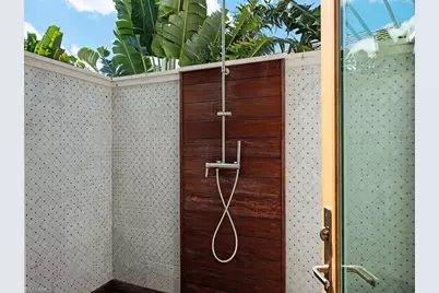 860 Admiralty Parade E, Naples, FL 34102 - Photo 24