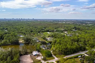 24410 Golden Eagle Ln, Bonita Springs, FL 34135 - Photo 4