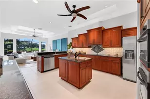 6004 Fairway Ct, Naples, FL 34110 - Photo 8