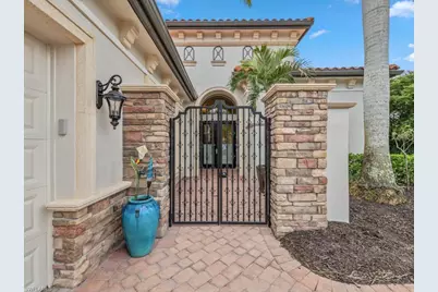 16843 Cabreo Dr, Naples, FL 34110 - Photo 2