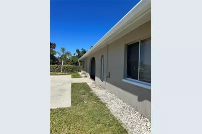 2105 SE 15th Pl, Cape Coral, FL 33990 - Photo 24