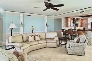 275 Indies Way, Naples, FL 34110 - Photo 4