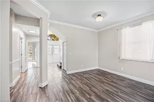 2225 Heritage Greens Dr, Naples, FL 34119 - Photo 8