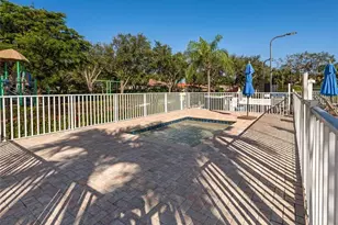 2225 Heritage Greens Dr, Naples, FL 34119 - Photo 30