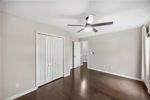 2225 Heritage Greens Dr, Naples, FL 34119 - Photo 14