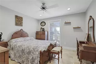 687 Cypress Way E, Naples, FL 34110 - Photo 22