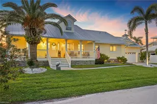 27130 Holly Ln, Bonita Springs, FL 34135 - Photo 40