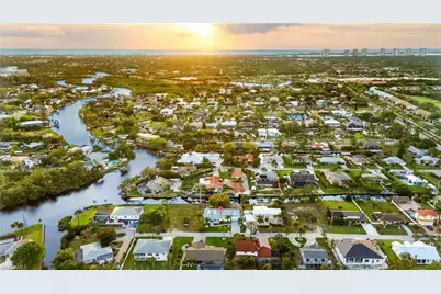 27130 Holly Ln, Bonita Springs, FL 34135 - Photo 2