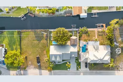 27130 Holly Ln, Bonita Springs, FL 34135 - Photo 36