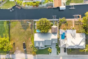 27130 Holly Ln, Bonita Springs, FL 34135 - Photo 36