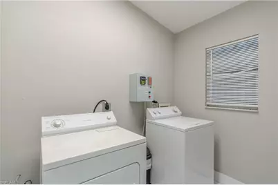 441 22nd St NE, Naples, FL 34120 - Photo 34