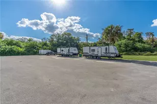 441 22nd St NE, Naples, FL 34120 - Photo 42