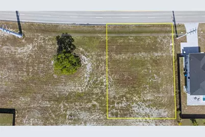 104 Kismet Pkwy W, Cape Coral, FL 33993 - Photo 8