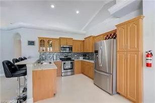 2960 10th Ave NE, Naples, FL 34120 - Photo 8