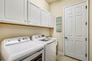 28692 Derry Ct, Bonita Springs, FL 34135 - Photo 18