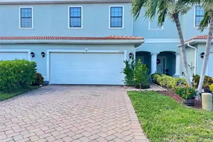 15286 Summit Pl Cir, Naples, FL 34119 - Photo 2