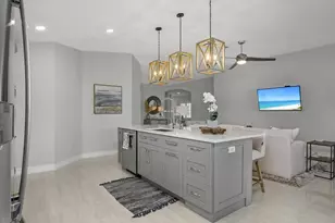 816 Carrick Bend Cir, Naples, FL 34110 - Photo 22