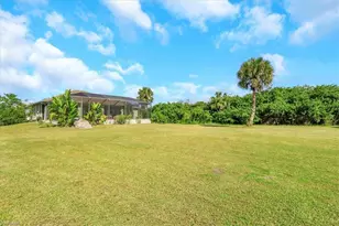 748 41st Ave NW, Naples, FL 34120 - Photo 32