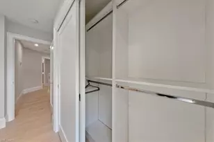 569 Park Shore Dr, Naples, FL 34103 - Photo 32