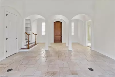 405 Trade Winds Ave, Naples, FL 34108 - Photo 4