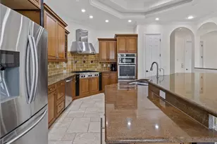 405 Tradewinds Ave, Naples, FL 34108 - Photo 14