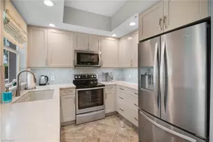 300 Dunes Blvd, Naples, FL 34110 - Photo 16