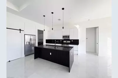 1712 Canton Ave, Lehigh Acres, FL 33972 - Photo 8