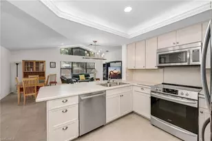 28200 Winthrop Cir, Bonita Springs, FL 34134 - Photo 10